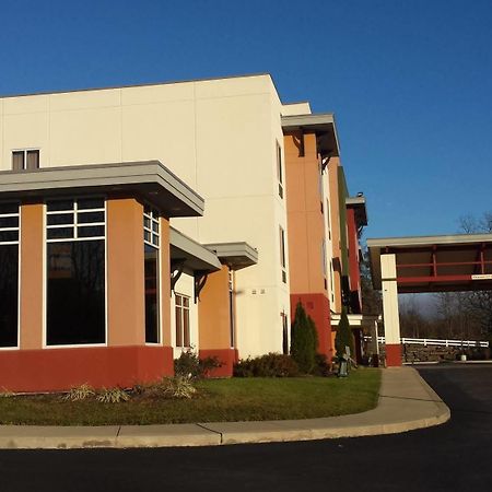 Paradise Inn & Suites Towanda 외부 사진