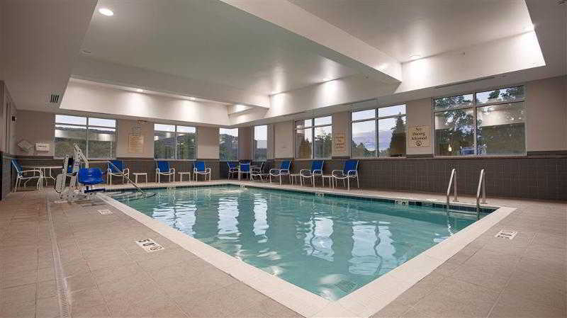 Paradise Inn & Suites Towanda 외부 사진