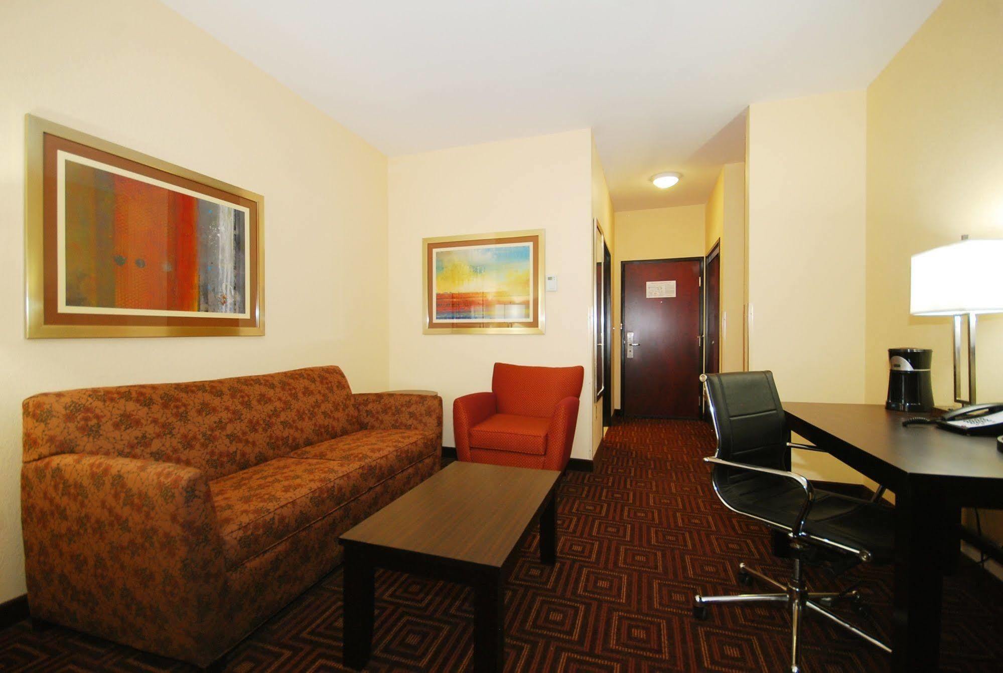 Paradise Inn & Suites Towanda 외부 사진